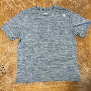 Reebok workout shirt grey size large